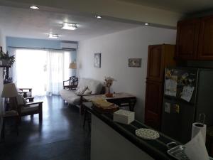 Apartamento #003 Spiaggia Brava tesisinde mutfak veya mini mutfak