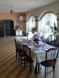 Fotografie z fotogalerie ubytování Cascina CORTEPRIMAVERA, B&B del Baliot v destinaci Passirano