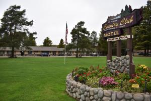 Gallery image of Country Club Motel in Old Forge