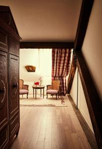 Ruang duduk di Hotel Peter and Paul, an Ash Hotel