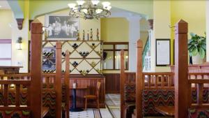 Restaurace v ubytování Historic Plains Hotel