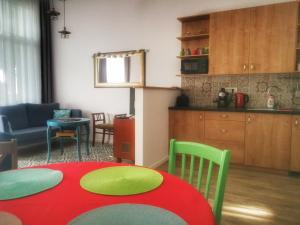 Kuchyňa alebo kuchynka v ubytovaní M37 Apartman