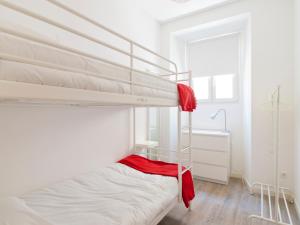 เตียงสองชั้นในห้องที่ City Stays Principe Real Apartments
