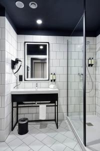 Ванная комната в Arche Hotel Krakowska