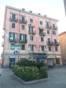 The building in which a vendégházakat is located