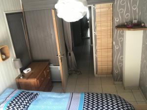 Postel nebo postele na pokoji v ubytování Appartement Sevrier terrasse et jardin