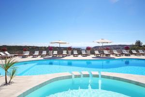 Basen w obiekcie Hotel Balocco lub w pobliżu