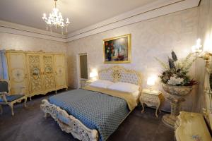 Voodi või voodid majutusasutuse Hotel Prince de Ligne toas