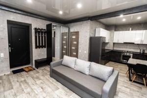 Dapur atau dapur kecil di Loft Apartment on Svobody