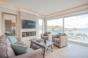 Gallery image of SookePoint Ocean Cottage Resort in Sooke