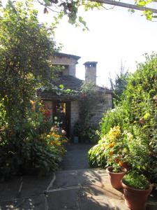 Zahrada ubytování Guesthouse Gouris
