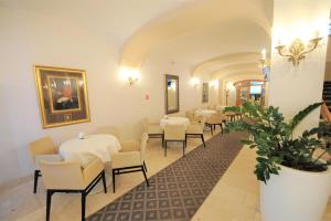 Istumisnurk majutusasutuses Hotel Prince de Ligne