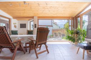 Patio nebo venkovní prostory v ubytování Chalet Holzerstubn