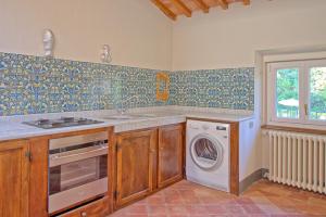 Kép Villa Camaiore by PosarelliVillas szállásáról Santa Luciában a galériában