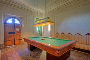 Villa Camaiore by PosarelliVillas biliárdasztala