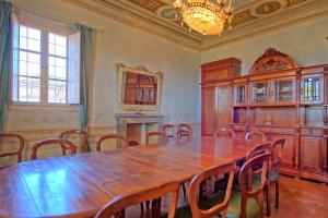 Kép Villa Camaiore by PosarelliVillas szállásáról Santa Luciában a galériában