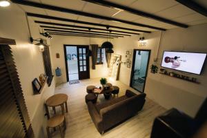 TV a/nebo společenská místnost v ubytování BKV Homestay