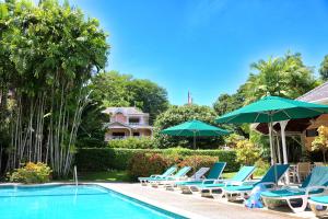 Bazén v ubytování Plantation Beach Villas nebo v jeho okolí