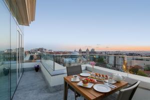 Uma varanda ou terraço em CVK Taksim Hotel Istanbul