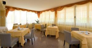 Restaurace v ubytování Albergo Costantini