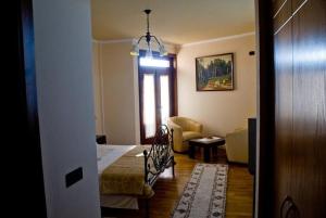 Gallery image of Park Ashik in Tirana +22 photos