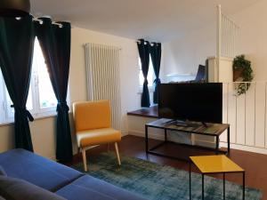 TV a/nebo společenská místnost v ubytování Incanto b&b