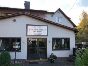 Φωτογραφία από το άλμπουμ του Zum waldfrieden σε Neuhof +13 φωτογραφίες