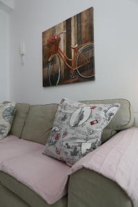 A seating area at Apartamento Playa Las Canteras