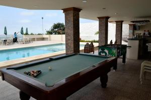 Biliár nebo kulečník v ubytování Hotel Paradise Beach