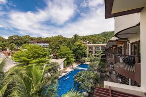 Bazén v ubytování Koh Tao Regal Resort - SHA Plus nebo v jeho okolí