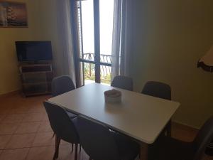 TV a/nebo společenská místnost v ubytování Apartment Danica