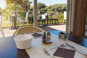 A balcony or terrace at Savoy Hotel