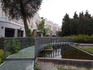 Fotografia z galérie ubytovania M&R Apartament Airport&Business Marina Mokotów - 4 people - parking - fast WiFi - Netflix - self check-in - terrace - guarded estate - gramophone - 6 min from Chopin Airport vo Varšave