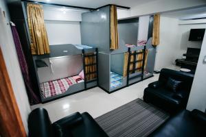 Photo de la galerie de l'établissement Sleepadz - Capsule Beds Dormitel in Magsaysay Ave Naga, à Naga