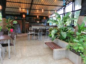 Restaurace v ubytování Kutumbaya