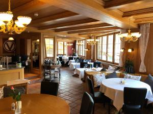 Restaurace v ubytování Hotel Viktoria Eden
