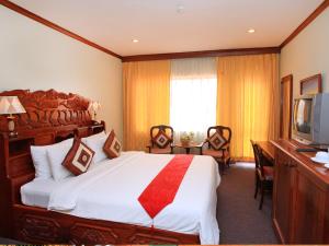 TV a/nebo společenská místnost v ubytování Angkor Hotel