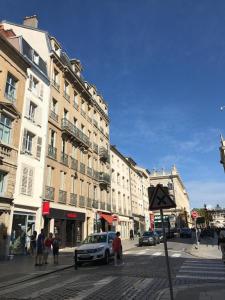 Φωτογραφία από το άλμπουμ του appartement place stanislas στη Νανσύ