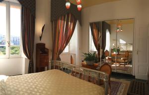 Postel nebo postele na pokoji v ubytování Villa Las Tronas Hotel & SPA + 22 fotografií