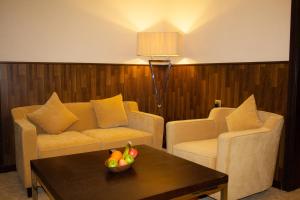 Khu vực ghế ngồi tại The Secure Inn Hotel Muscat