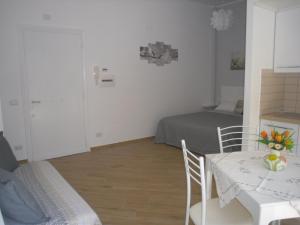 Setusvæði á Lovely Little Apartment in Via Aurelia