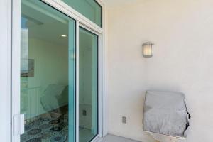 Φωτογραφία από το άλμπουμ του Sapphire σε South Padre Island