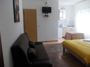 Fotografie z fotogalerie ubytování Apartments Idolga v destinaci Bar + 36 fotografií