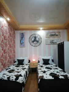 Ліжко або ліжка в номері 2 - bedrooms apartment