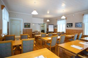 Sjónvarps- og/eða afþreyingartæki á Insjöns Hotell