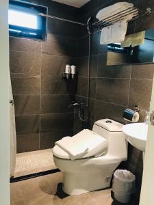 Ένα μπάνιο στο San Yuan Guest House