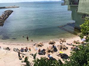 Gallery image of Interhotel Pomorie Beach in Pomorie +33 photos