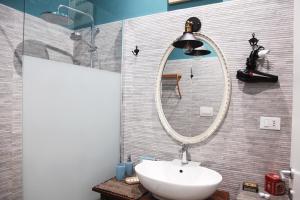A bathroom at Trastevere Dream House