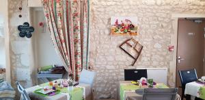 Afbeelding uit fotogalerij van Au Bosquet Fleuri in Martizay