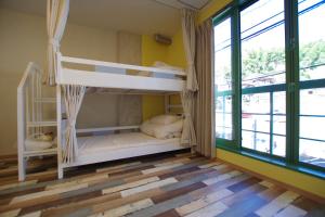 Gallery image of Cinnamon Guesthouse Dogo in Matsuyama